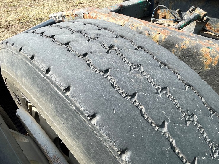 2002-caterpillar-c15-image-36