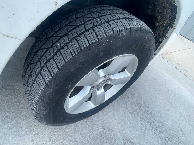 2017-dodge-1500-image-14