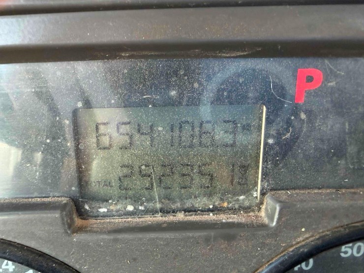 2007-mack-cv713-tri-axle-dump-image-13