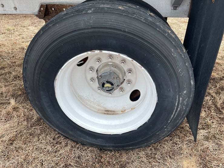 #153-•-2006-reitnouer-48'-aluminum-semi-truck-deck-over-trailer-(has-wi-title)-image-36