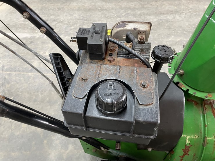#3968-•-john-deere-trs24-snowblower-image-18