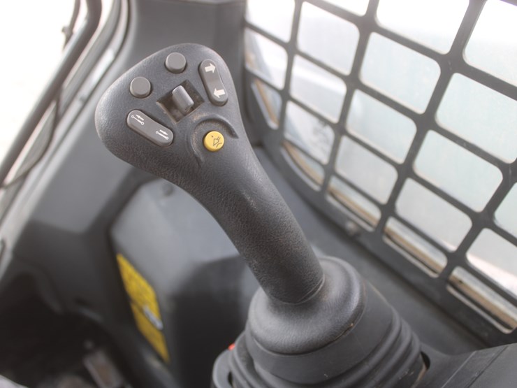 2024-bobcat-t66-image-58