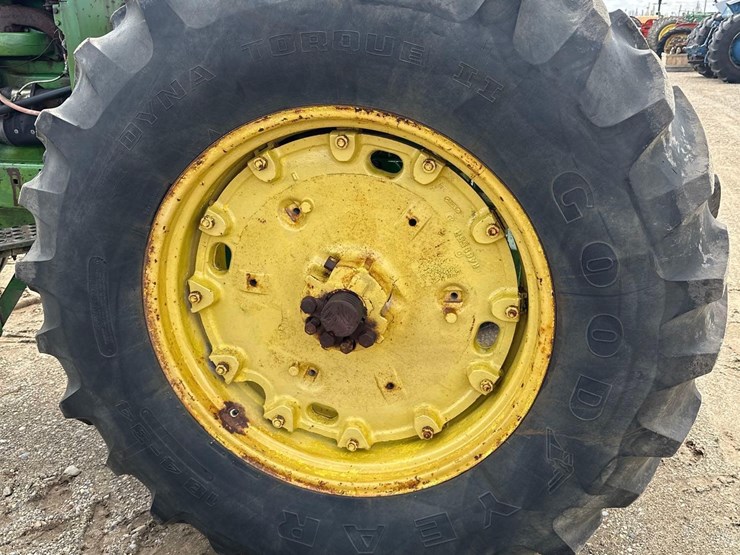 john-deere-4230-image-6