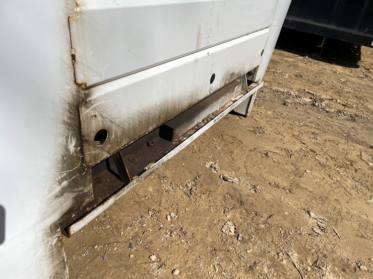 #3969-•-utility-truck-bed-image-26