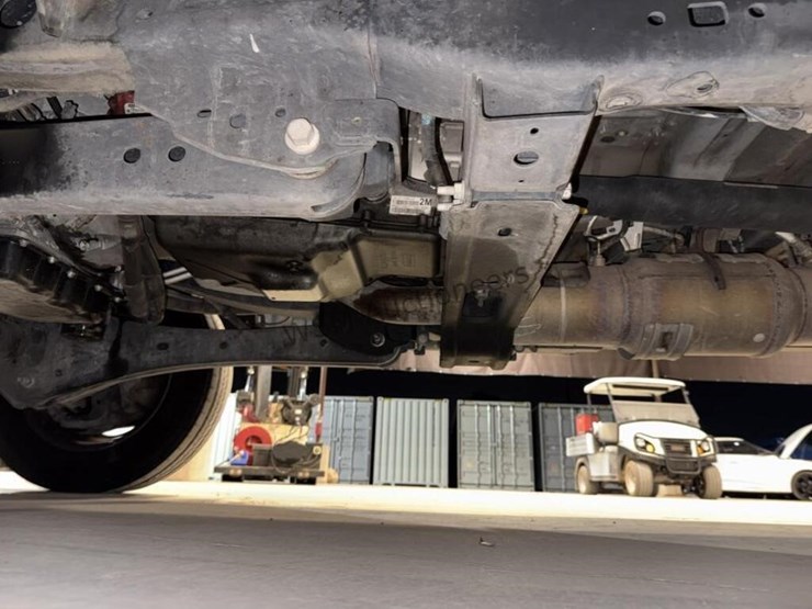 2017-ford-f550-image-36