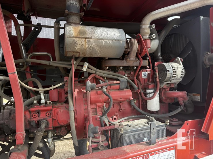 2008-new-holland-h8040-image-19