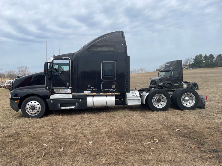 2006-caterpillar-c15-image-8