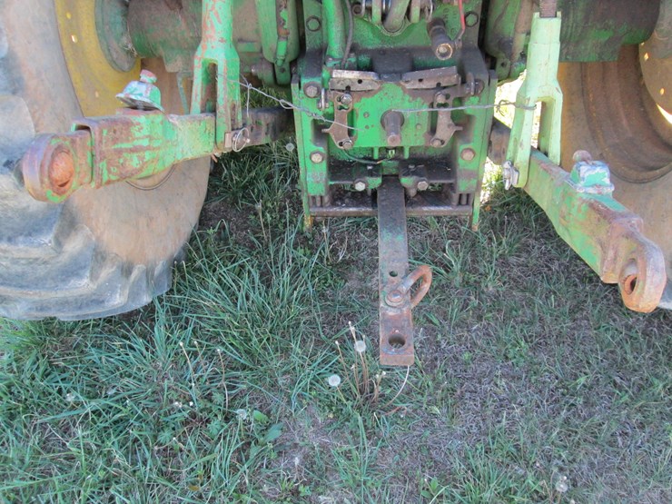 john-deere-6215-image-6