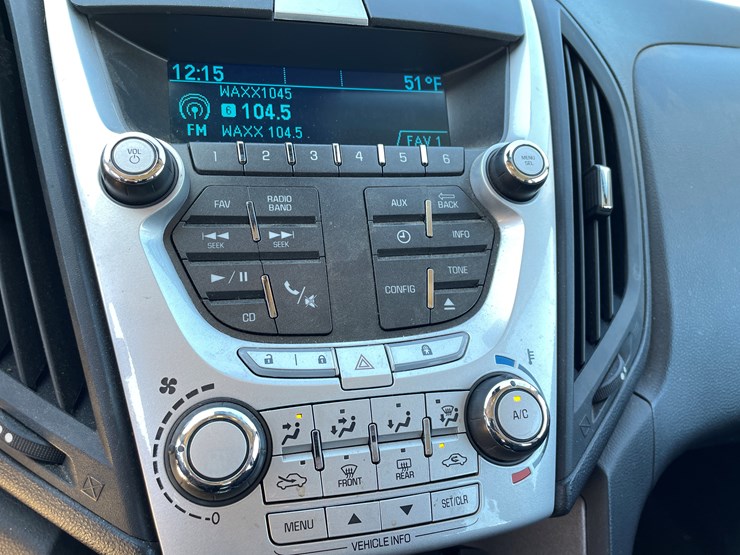 2013-chevrolet-equinox-image-56