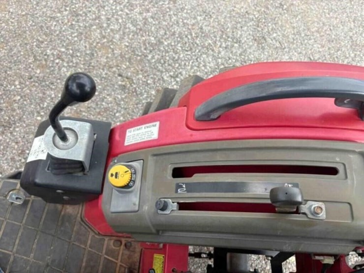 2012-mahrinda-3016-tractor-w/loader-image-10