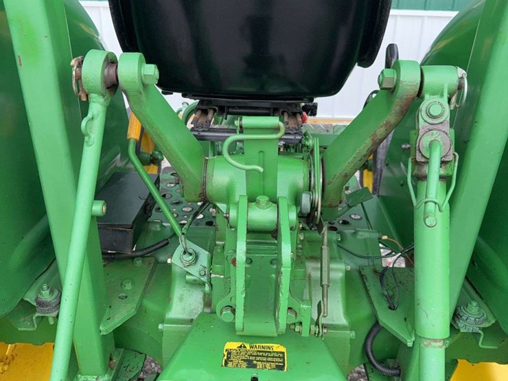john-deere-1050-image-11