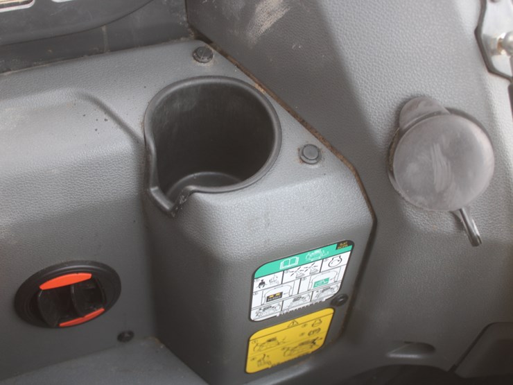 2024-bobcat-t66-image-59