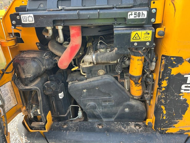 2021-jcb-3ts-8t-image-16