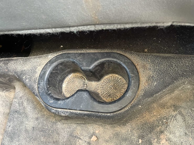 2015-dodge-2500-image-97