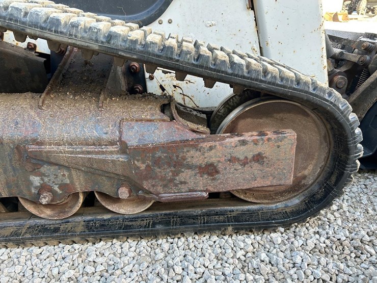 2022-bobcat-t76-image-14