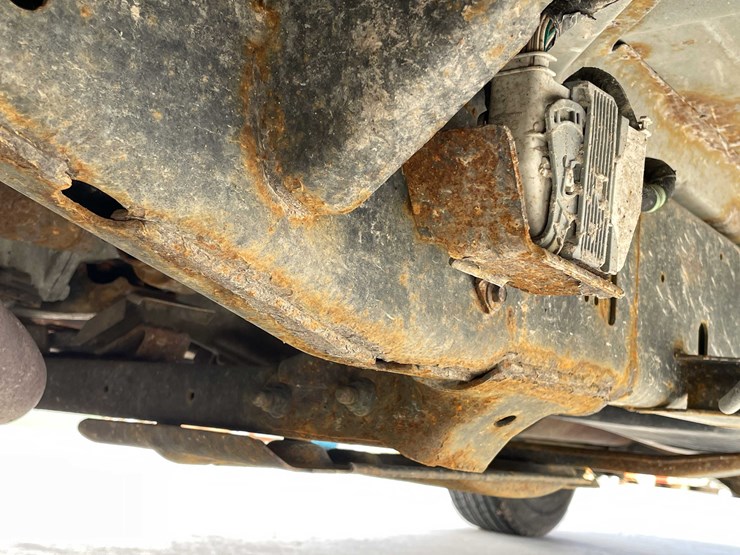 2015-dodge-1500-image-36