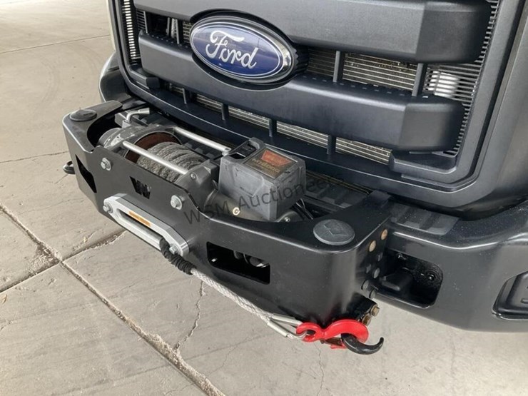 2016-ford-f550-image-11