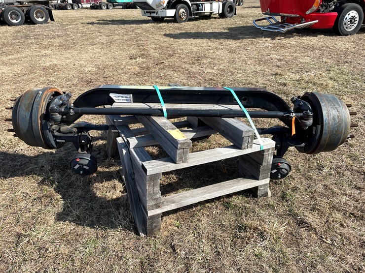 #10685-•-hendrickson-semi-truck-steer-axle-image-4