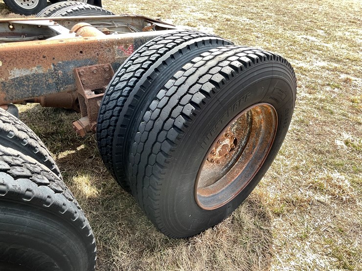 1982-caterpillar-3406-image-33