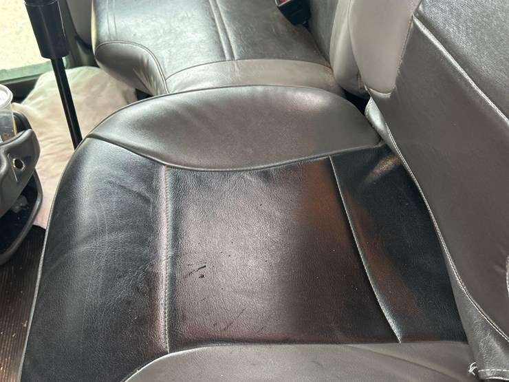 2007-kenworth-t300-image-21