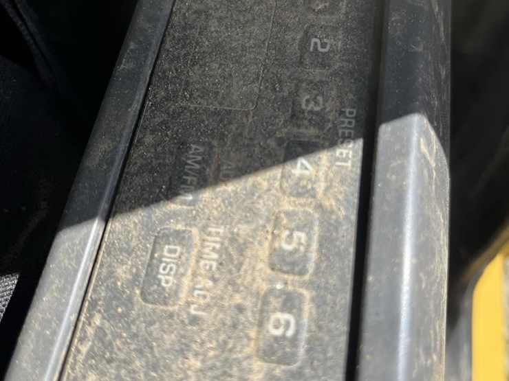 2018-komatsu-pc210-lc-11-image-33