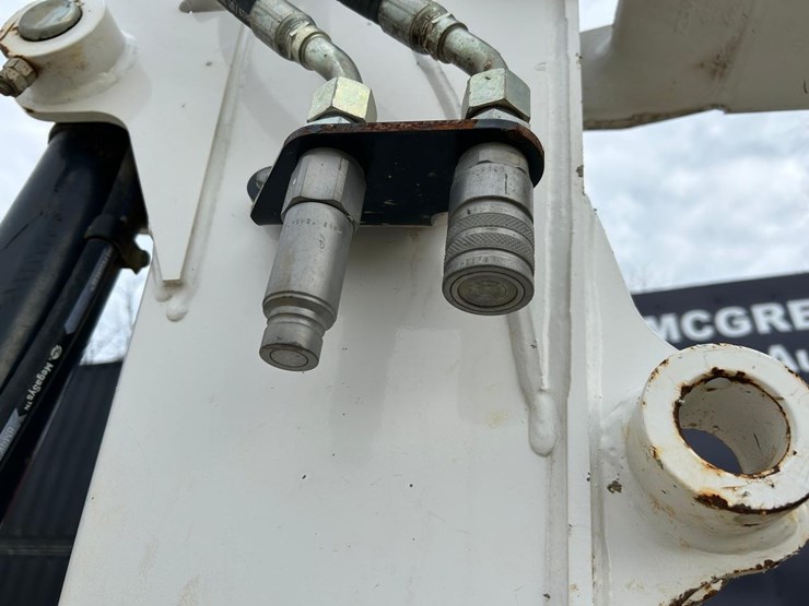 2022-bobcat-e42-image-9