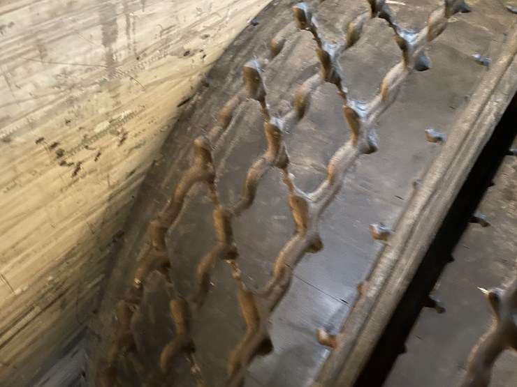 #10744-•-(2)-recapped-semi-tires-image-9