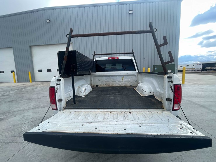 2017-dodge-1500-image-23