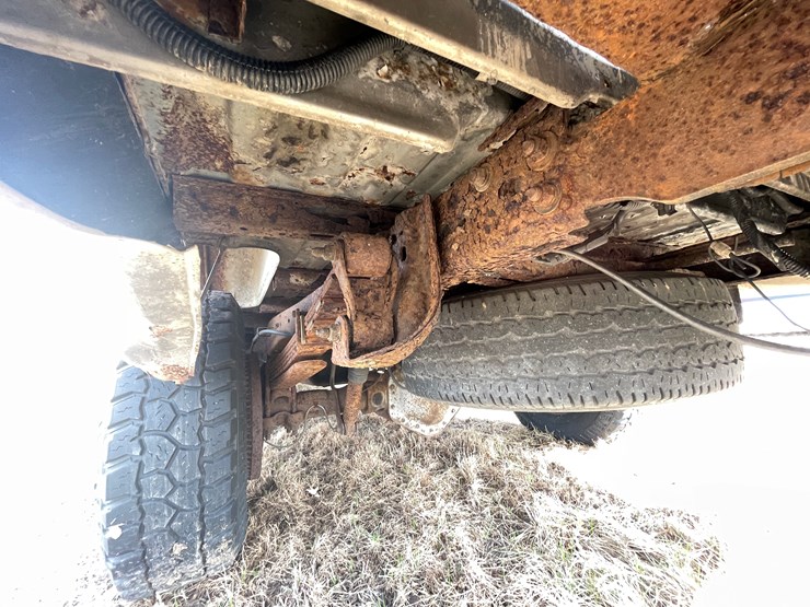 2000-chevrolet-2500-image-22