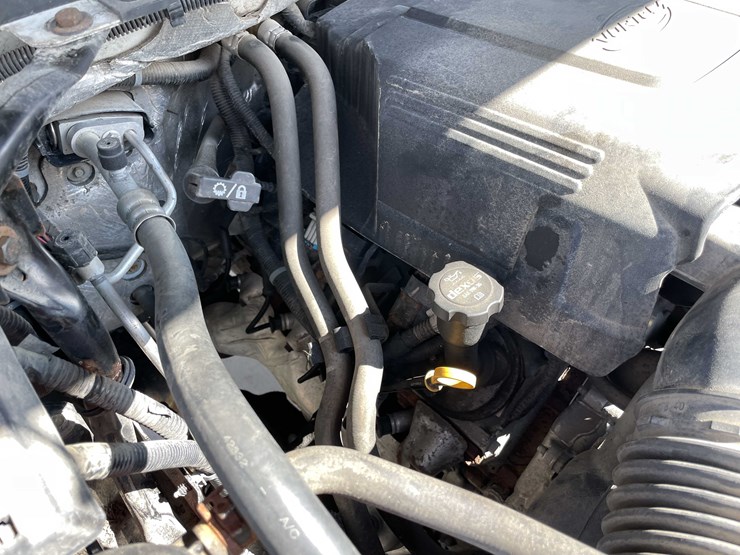 2015-chevrolet-1500-image-12