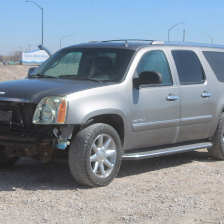 2012 GMC YUKON