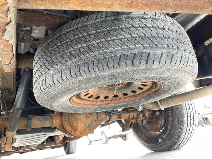 2014-chevrolet-1500-image-28