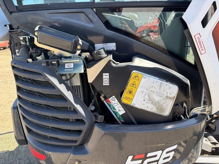 2020-bobcat-e26-image-41