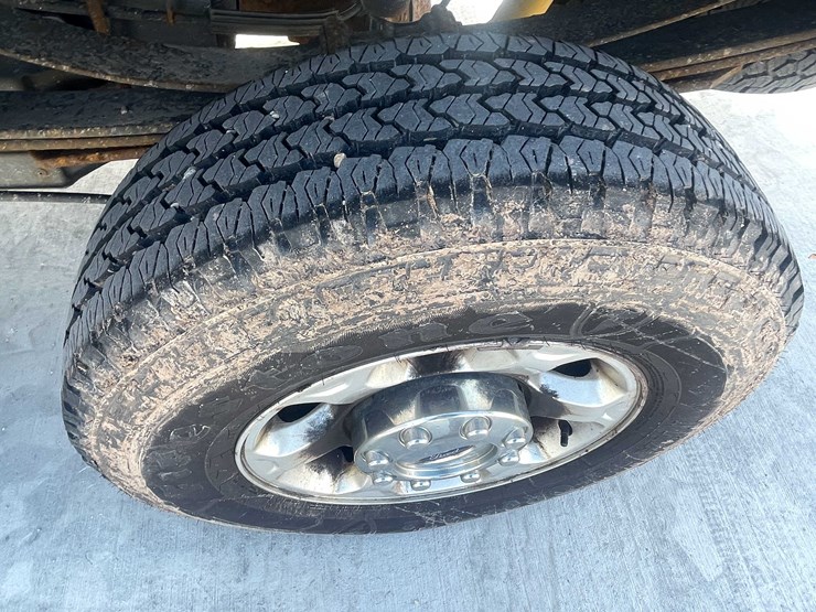 2014-ford-f250-image-38