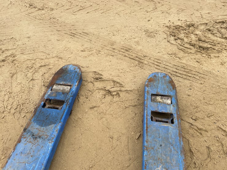 #3918-•-lift-rite-5,500-lbs.-pallet-jack-image-10