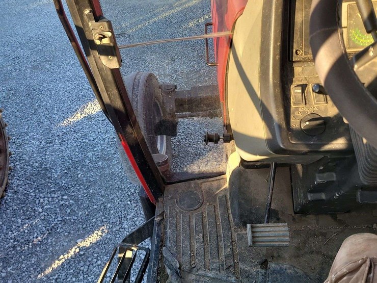 case-ih-5130-image-33