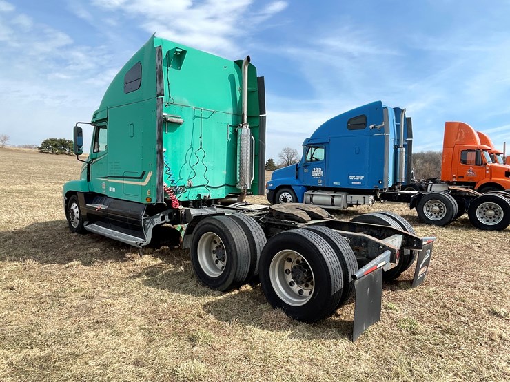 2002-caterpillar-c15-image-8