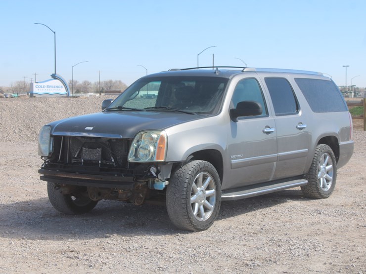 2012-gmc-yukon-image-9