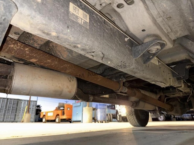 2016-ford-f350-image-29