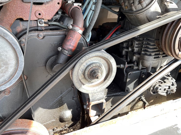 #167-•-2004-gillig-passenger-bus-(has-wi-title)-image-16