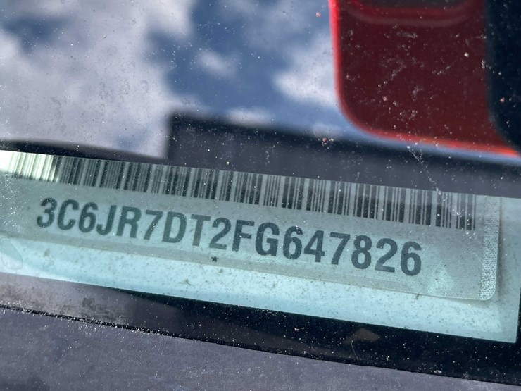 2015-dodge-1500-image-42