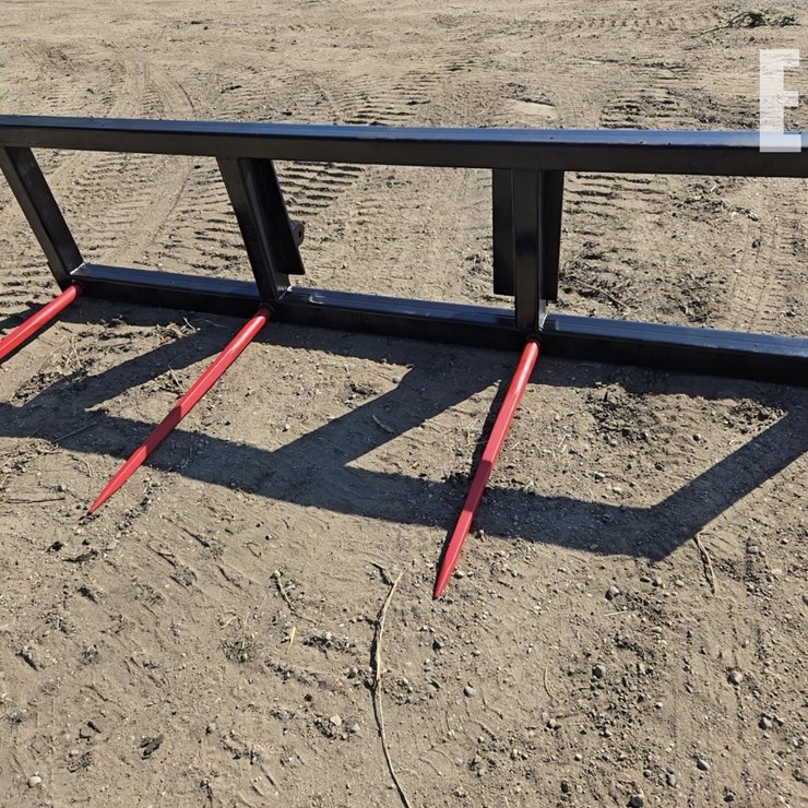 M&J MFG. DOUBLE BALE SPEAR