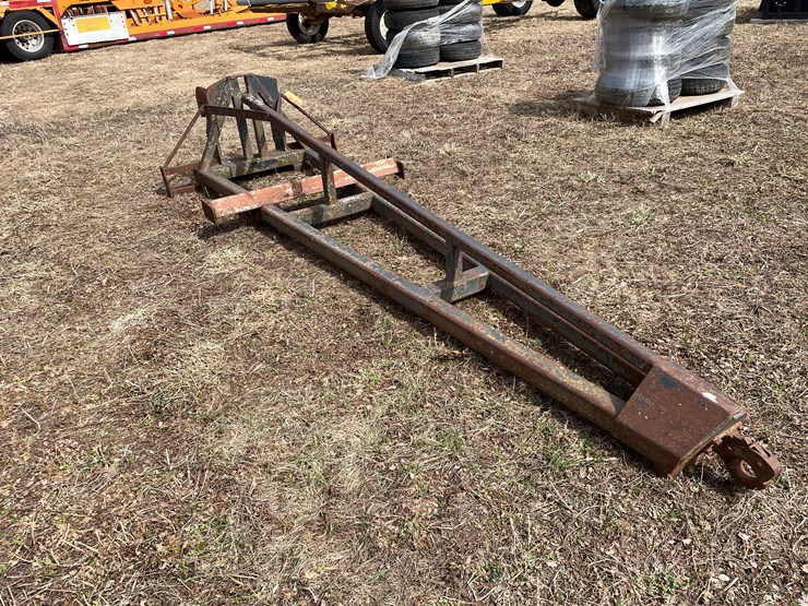 #208-•-loader-mount-lifting-jib-attachment-image-6