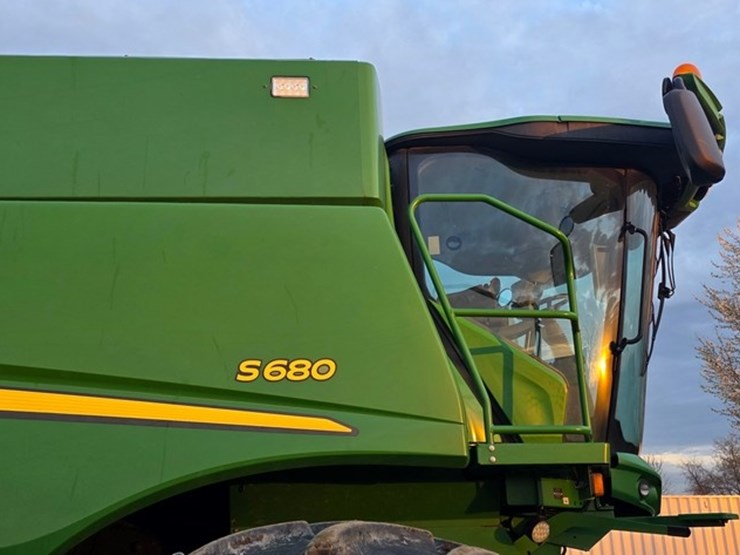 2013-john-deere-s680-image-13
