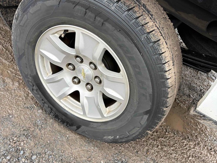 2018-chevrolet-silverado-lt-image-7