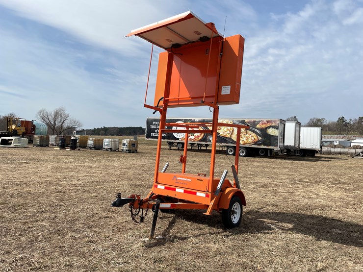 #205-•-1999-american-electronic-sign-trailer-image-1