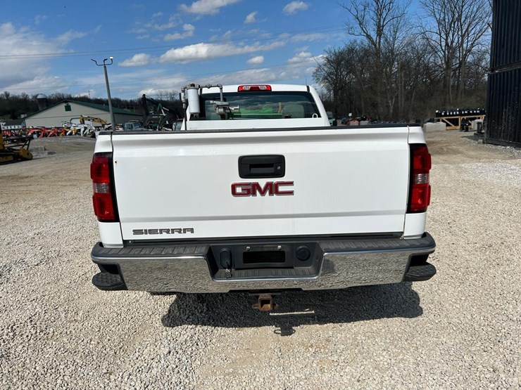 2015-gmc-sierra-1500-image-3