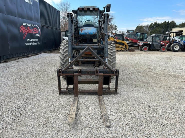 new-holland-tm135-image-7