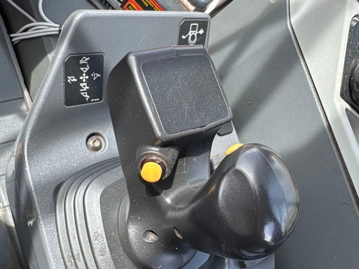 2022-caterpillar-982m-image-33