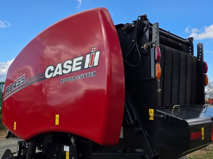 2023-case-ih-rb455-image-17